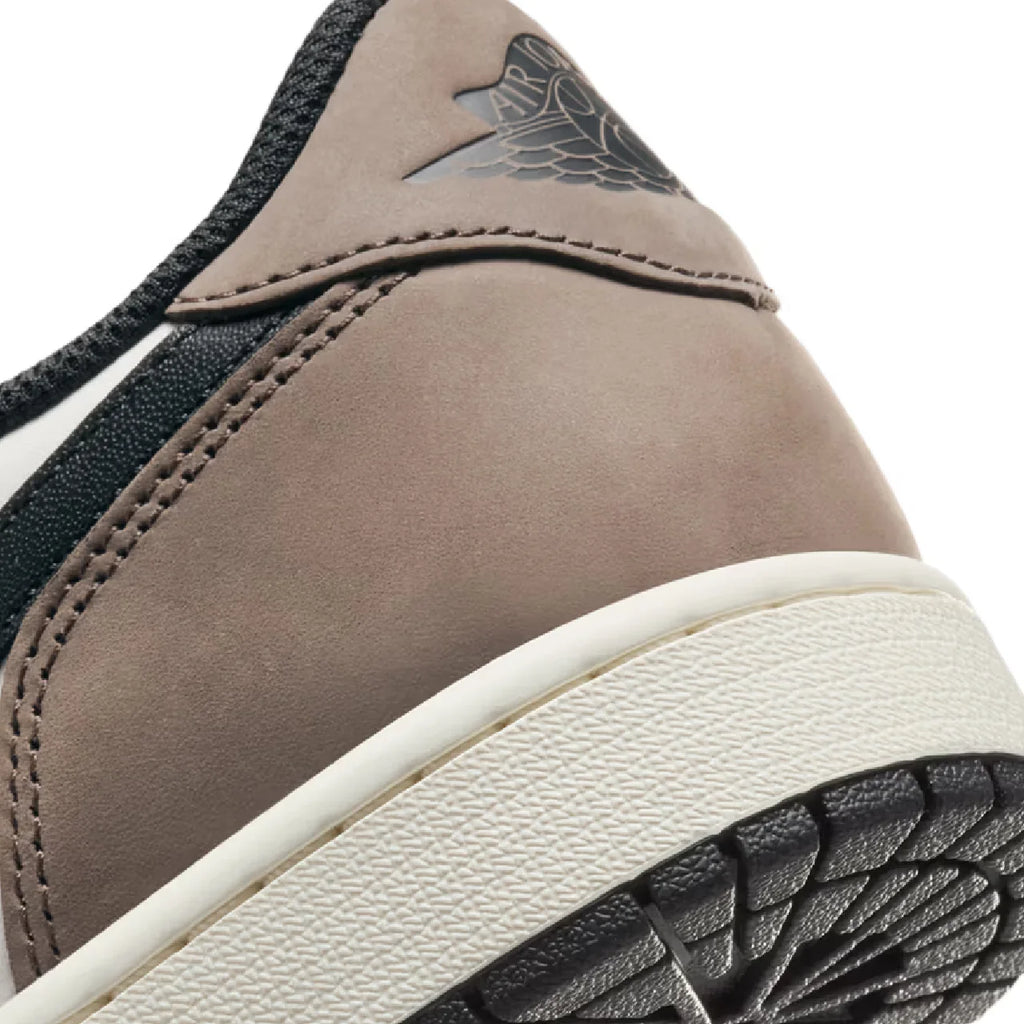 Jordan 1 Retro Low OG Mocha