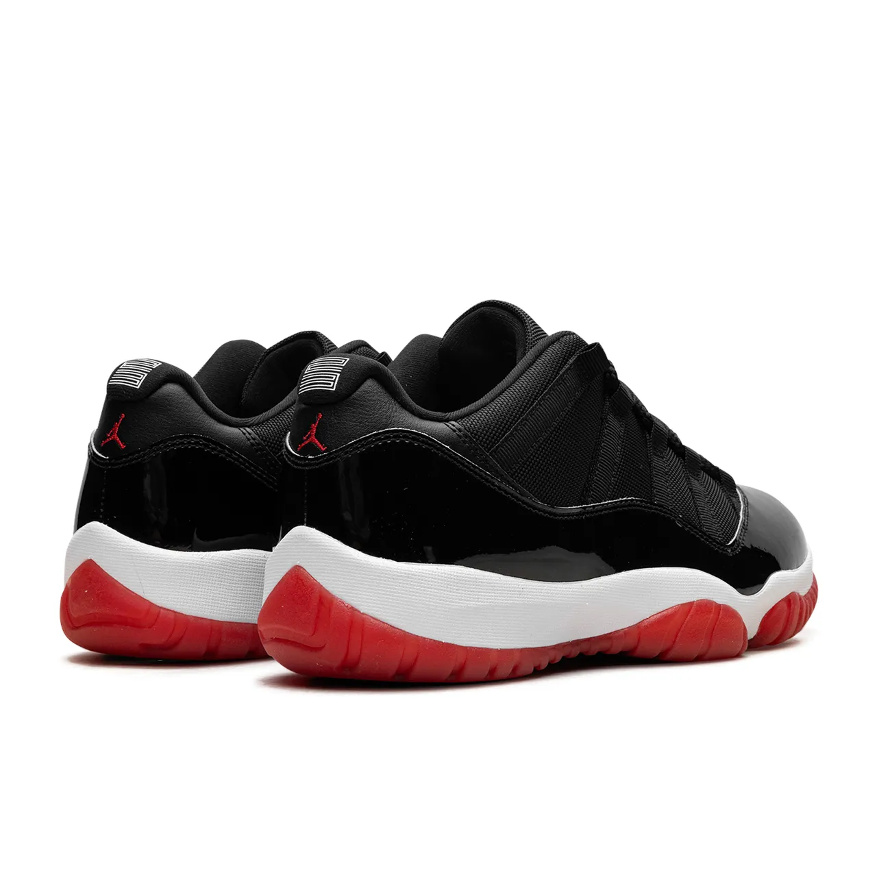 Jordan 11 Retro Low Bred