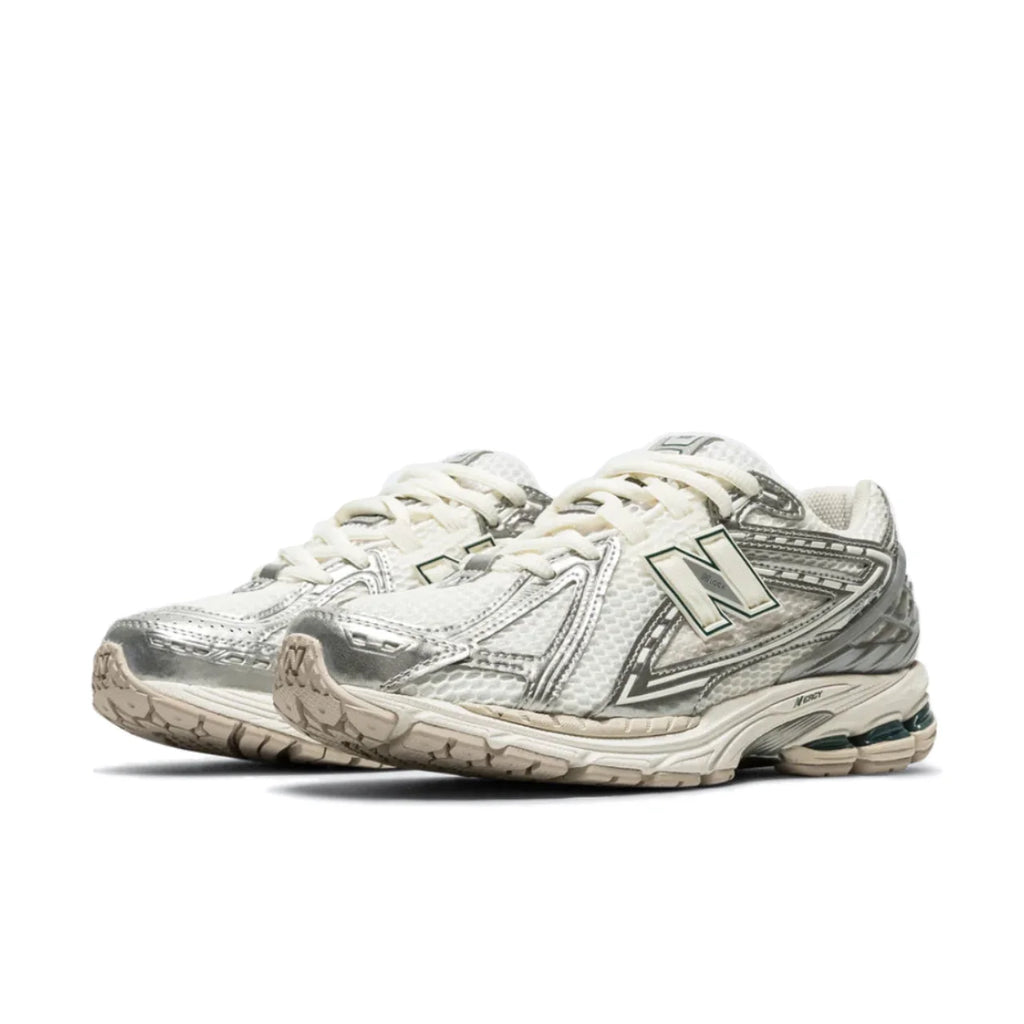 New Balance 1906R Silver Metallic Sea Salt