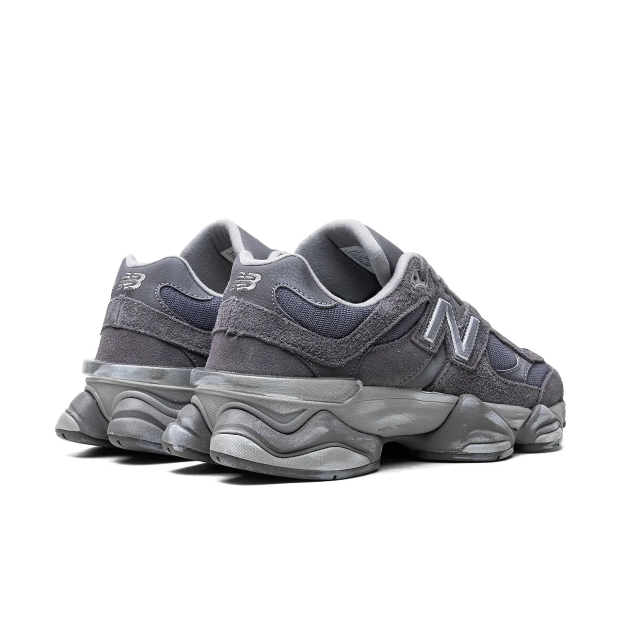 New Balance 9060 Magnet