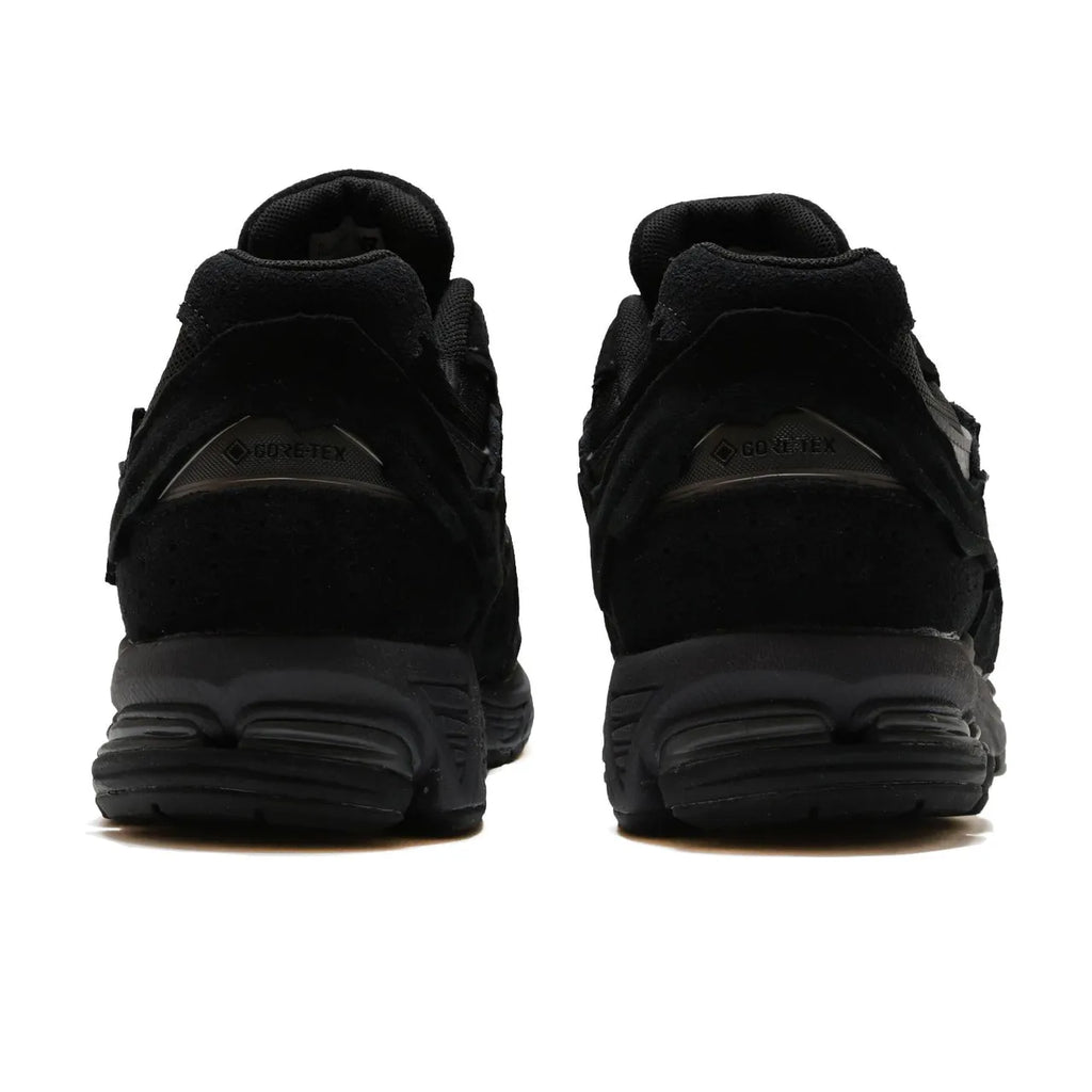 New Balance 2002R Gore-Tex Protection Pack Black Magnet