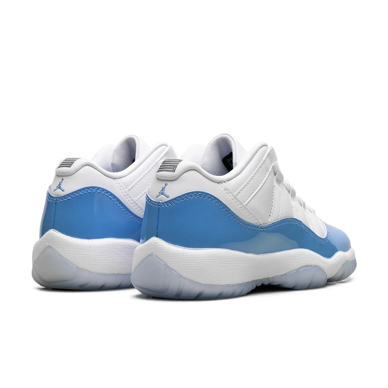 Jordan 11 Retro Low University Blue
