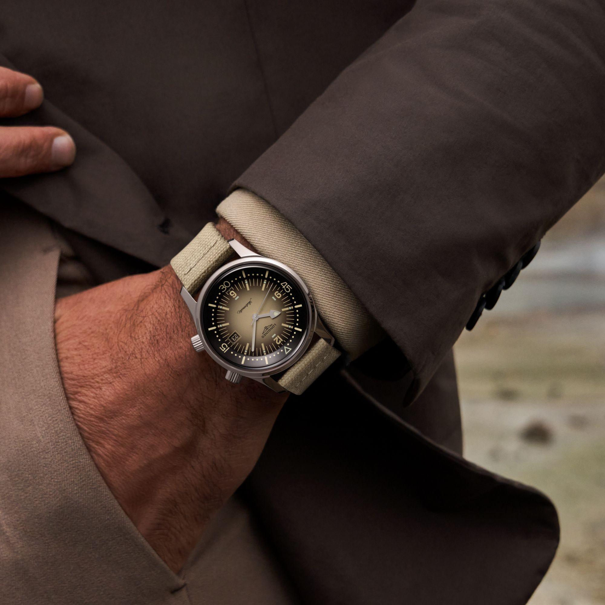Longines orologio Legend Diver Watch 42mm beige automatico acciaio L3.774.4.30.2
