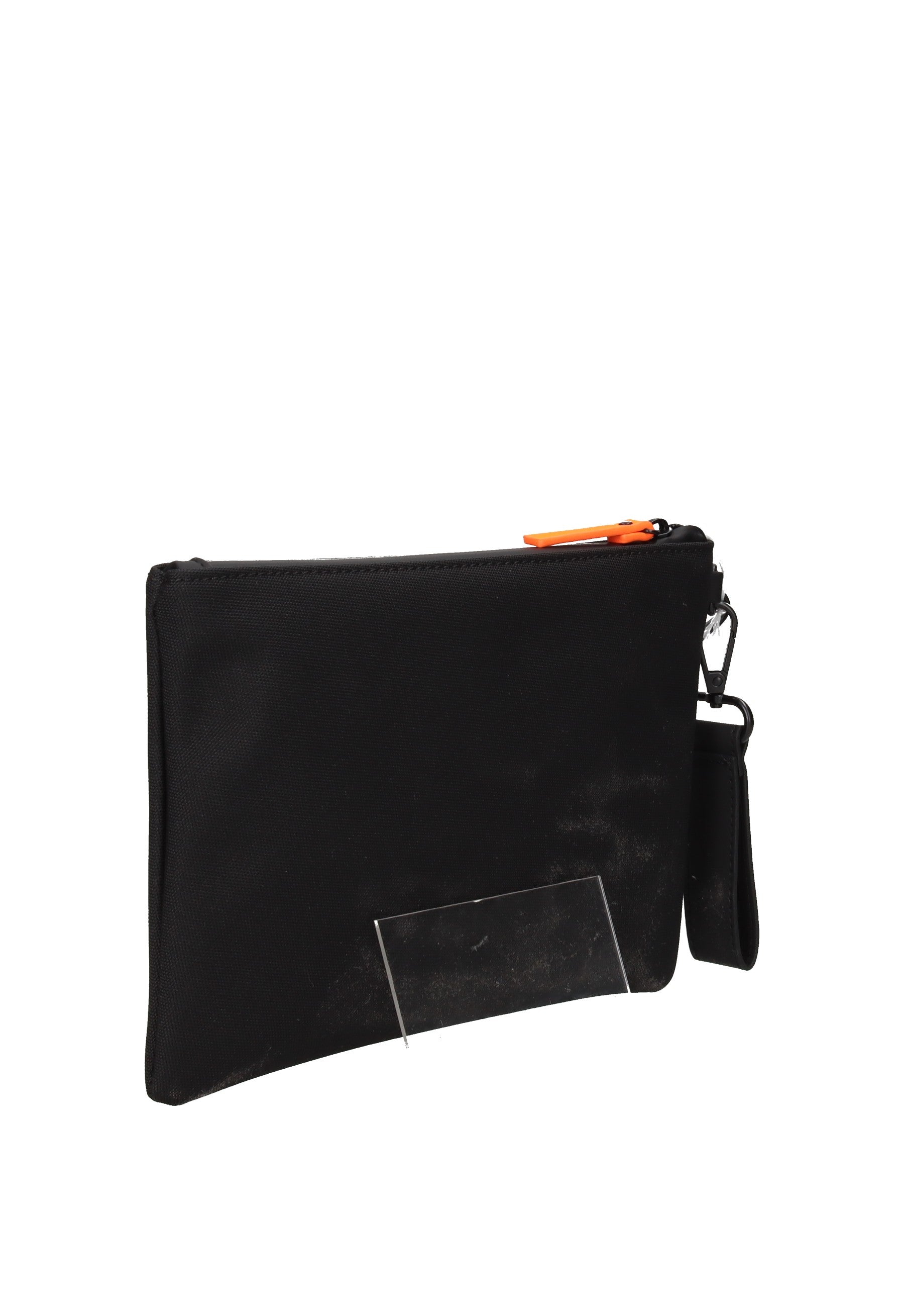 Y46104 Pochette SUN68