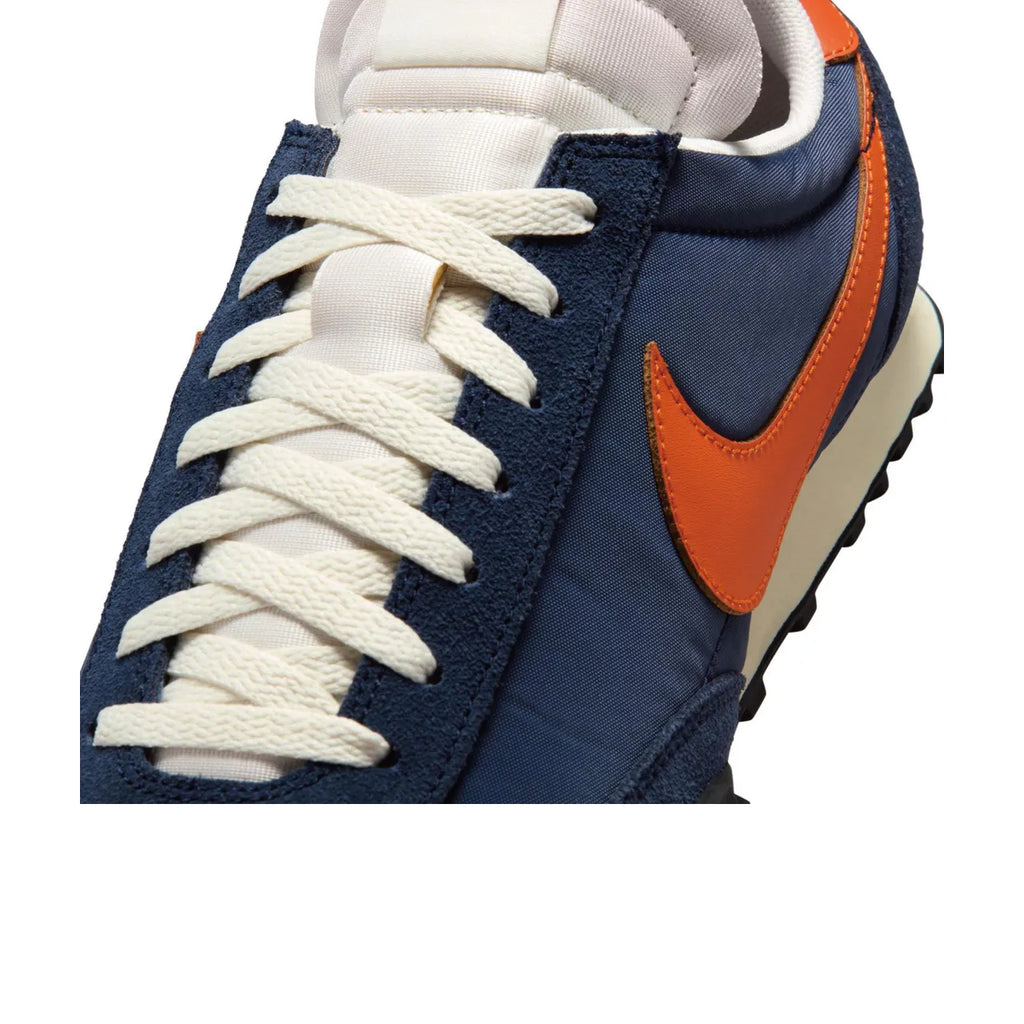 Nike Waffle Racer Midnight Navy Safety Orange